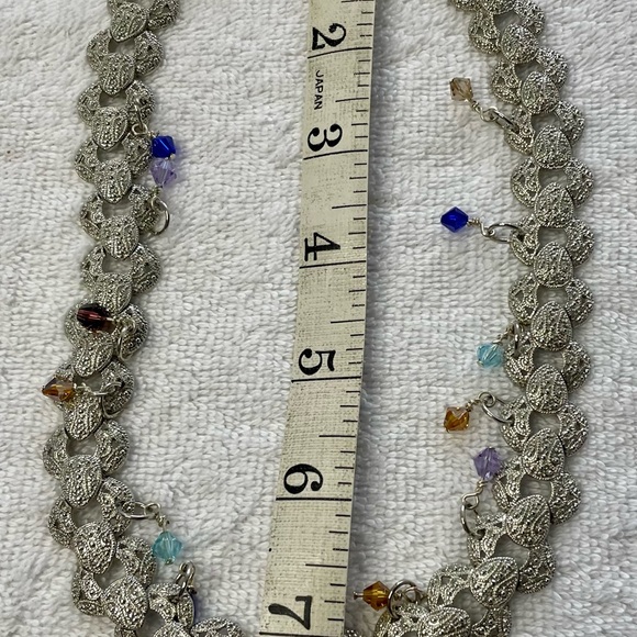 Handcrafted short necklace adorned with crystals with matching earrings - Picture 7 of 7